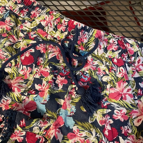 Floral tie shorts - Picture 2 of 3